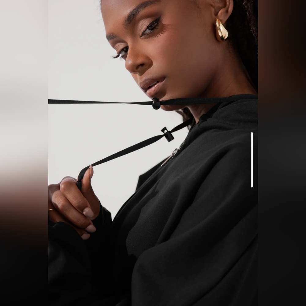 POPFLEX Black Oversized Zip-Up Hoodie - Picture 13 of 14